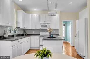 7 Stirling Dr, Newark, DE 19702 - Photo 15