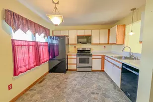 1098 Old Forge Rd, New Castle, DE 19720 - Photo 5