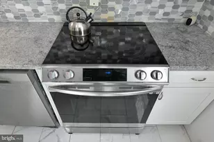 102 W 30th Street St, Wilmington, DE 19802 - Photo 11