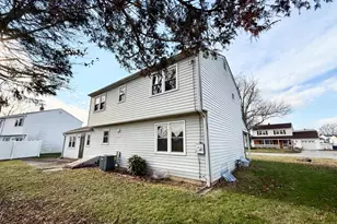 303 Oregon Ave, New Castle, DE 19720 - Photo 39