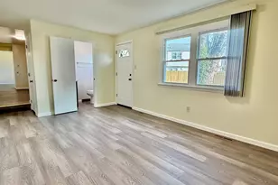 303 Oregon Ave, New Castle, DE 19720 - Photo 15