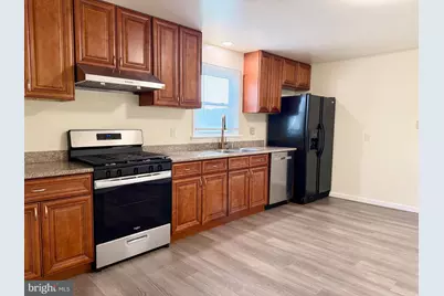 303 Oregon Avenue, New Castle, DE 19720 - Photo 9