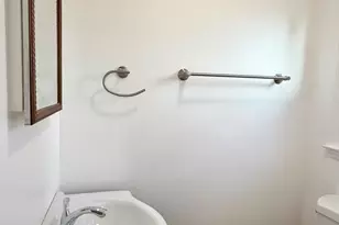 303 Oregon Ave, New Castle, DE 19720 - Photo 17