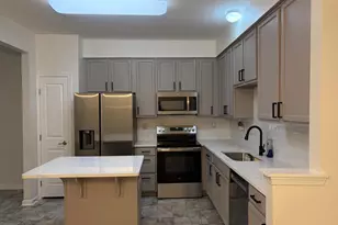 371 Latrobe Dr, Newark, DE 19702 - Photo 9