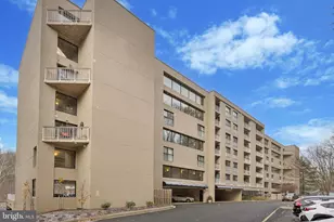 1704 N Park Dr, Wilmington, DE 19806 - Photo 1