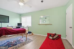 161 Valley Cir, Newark, DE 19711 - Photo 15