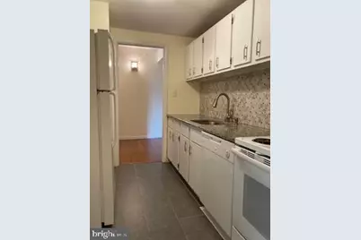 27411 Valley Run Drive #411, Wilmington, DE 19810 - Photo 5