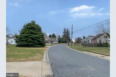 304 W Van Buren Avenue, New Castle, DE 19720 - Photo 5