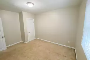 304 W Van Buren Ave, New Castle, DE 19720 - Photo 17