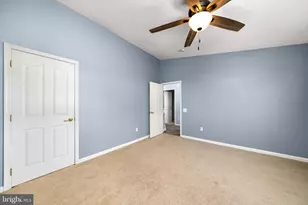 806 Waters Edge Dr, Newark, DE 19702 - Photo 15