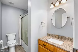 806 Waters Edge Dr, Newark, DE 19702 - Photo 11