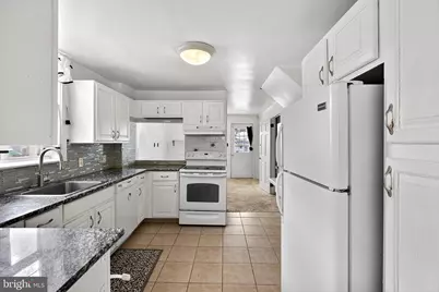 201 W Monroe Avenue, New Castle, DE 19720 - Photo 13