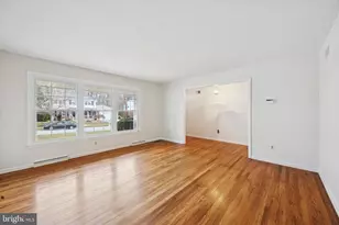 2710 E Landsdowne Dr, Wilmington, DE 19810 - Photo 3