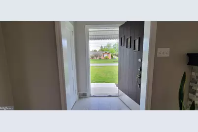 102 Rothwell Drive, Wilmington, DE 19804 - Photo 3