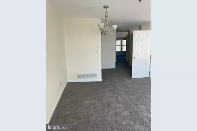 5215 Le Parc Drive #8, Wilmington, DE 19809 - Photo 3