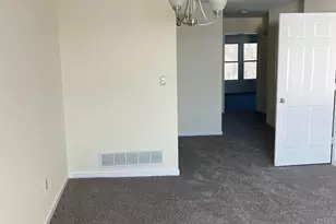 5215 Le Parc Dr, Wilmington, DE 19809 - Photo 3