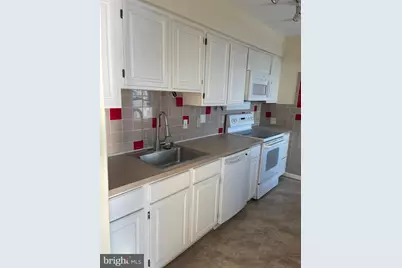 5215 Le Parc Drive #8, Wilmington, DE 19809 - Photo 17