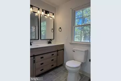 21 Wheatfield Drive, Wilmington, DE 19810 - Photo 13
