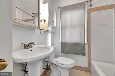 244 W Champlain Avenue, Wilmington, DE 19804 - Photo 13