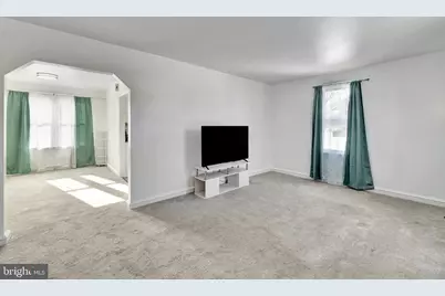 244 W Champlain Avenue, Wilmington, DE 19804 - Photo 3