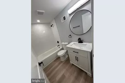 605 W 8th Street, Wilmington, DE 19801 - Photo 25