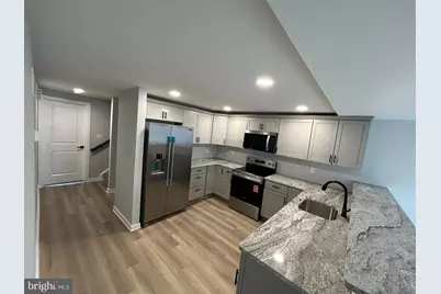 605 W 8th Street, Wilmington, DE 19801 - Photo 7