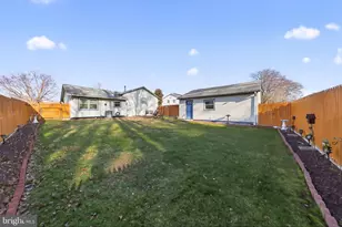 871 Broadfield Dr, Newark, DE 19713 - Photo 15