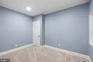 1911 Lancaster Ave, Wilmington, DE 19805 - Photo 19