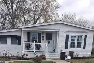 47 Lee Dr, Wilmington, DE 19808 - Photo 1