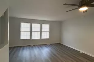 658 Corsica Ave, Bear, DE 19701 - Photo 9