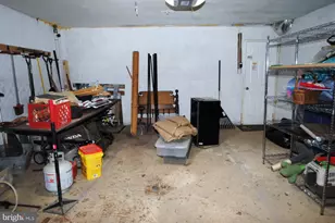 400 W Holly Oak Rd, Wilmington, DE 19809 - Photo 51