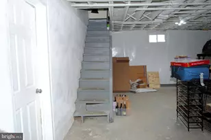 400 W Holly Oak Rd, Wilmington, DE 19809 - Photo 47