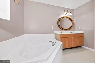 7 Marble House Dr, Bear, DE 19701 - Photo 25