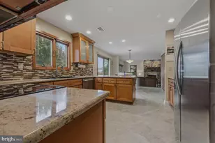 28 Harris Cir, Newark, DE 19711 - Photo 13