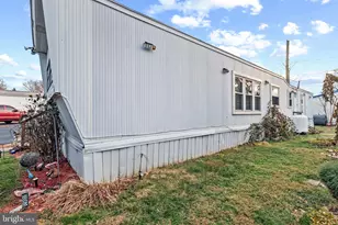 74 W 7th St, New Castle, DE 19720 - Photo 11