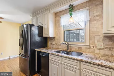 152 W Savannah Drive, Bear, DE 19701 - Photo 7