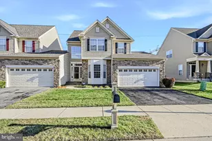 325 Pierce Run, Newark, DE 19702 - Photo 1