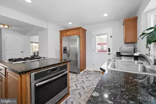 37 W Salisbury Dr, Wilmington, DE 19809 - Photo 15