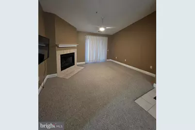 2809 Waters Edge Drive #260, Newark, DE 19702 - Photo 7
