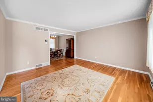 2515 Woodview Dr, Wilmington, DE 19808 - Photo 7