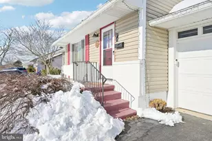 217 Southerland Dr, New Castle, DE 19720 - Photo 5