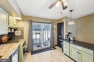 217 Southerland Dr, New Castle, DE 19720 - Photo 17