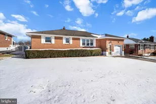 2423 W Parris Dr, Wilmington, DE 19808 - Photo 3