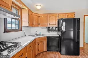 2423 W Parris Dr, Wilmington, DE 19808 - Photo 13