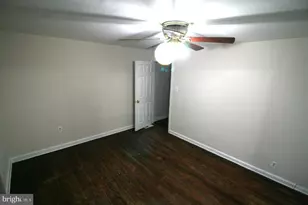 916 Dover Ave, Elsmere, DE 19805 - Photo 11