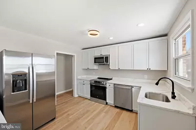 318 S Dupont Road, Newport, DE 19804 - Photo 9