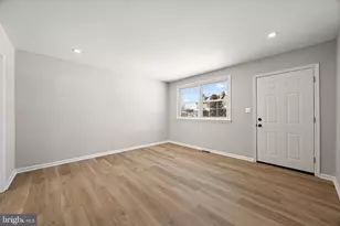 318 S Dupont Rd, Newport, DE 19804 - Photo 5