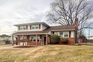 11 Fountain Ct, Wilmington, DE 19808 - Photo 1