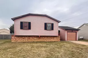 16 Courtland Cir, Bear, DE 19701 - Photo 1