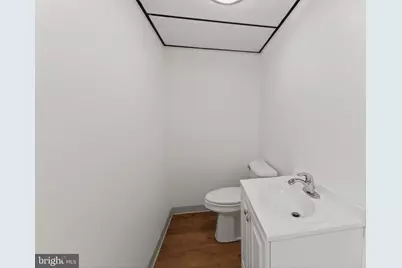 289 W Chestnut Hill Road, Newark, DE 19713 - Photo 33